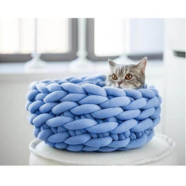 Handmade Knit Pet Bed - Image 1