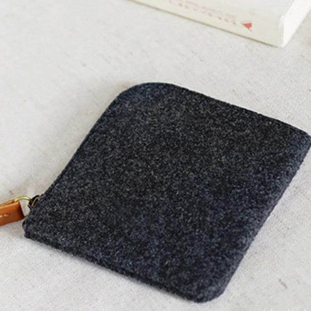 Felt Simple Zip Wallet