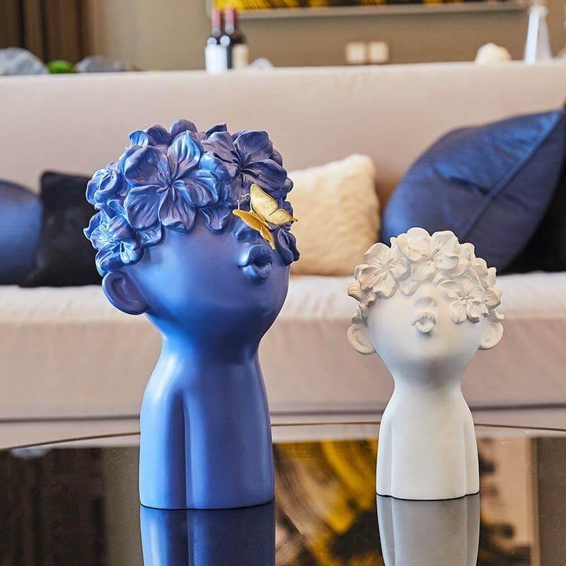 Dreamy Kid Home Sculpture Decor - Image 0