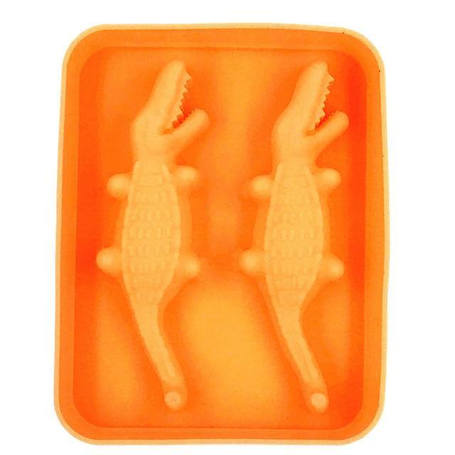 Crocodile Shape Ice Cuber Maker - Image 4