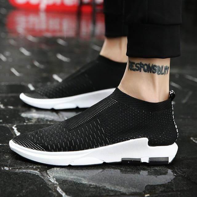 Breathable Wear-Resisting Knitted Men Shoes - Image 1