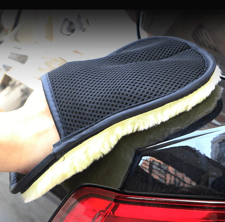 Soft Wool Car  Microfiber Cleaning Gloves - Image 3