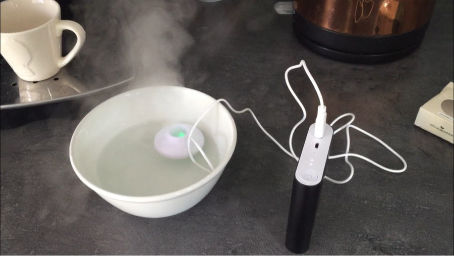 Mini Portable USB Donut Shaped Air Humidifier - Image 9