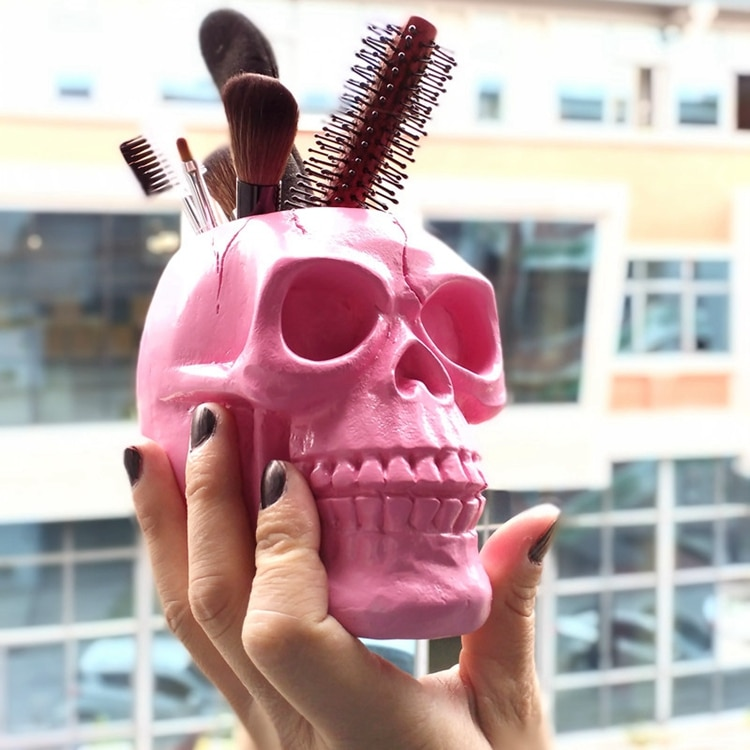 Resin Black Skull Makeup Organizer - Image 3