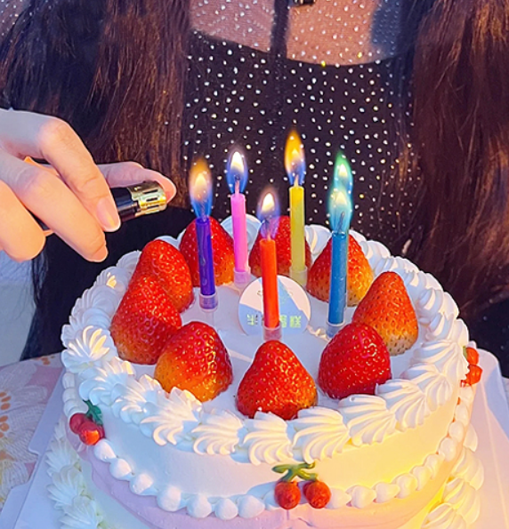 12Pcs Colorful Flame Birthday Candles