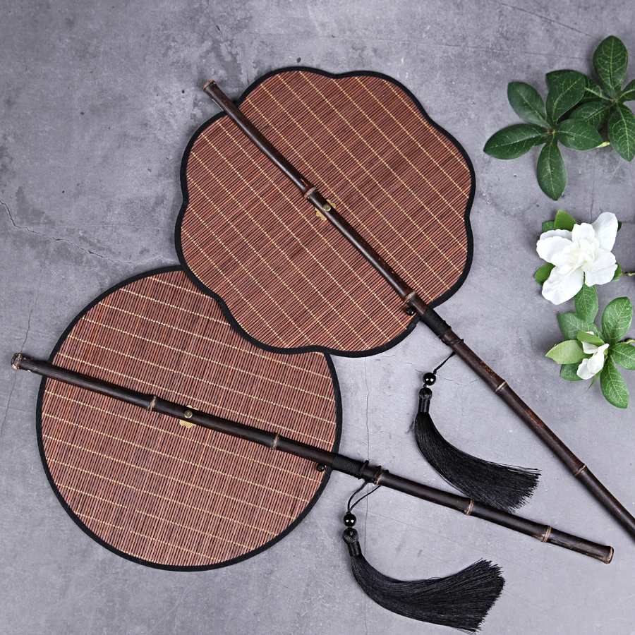 Foldable Bamboo Silk Hand Fan - Image 0