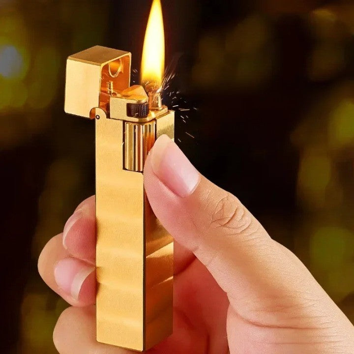 Retro Handmade Pure Copper Kerosene Lighter - Image 0