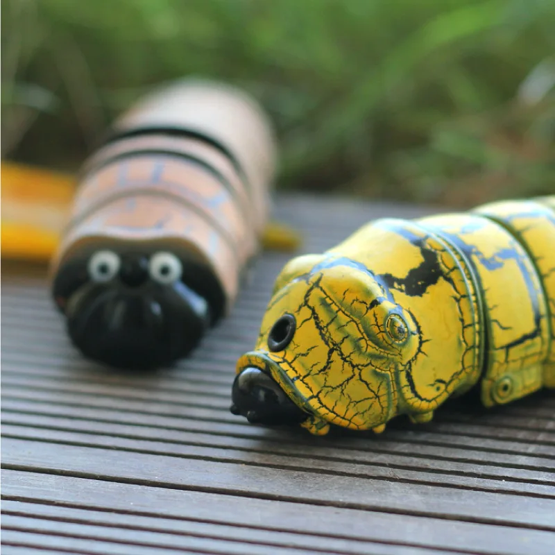 Caterpillar Remote Control Simulation Robot Toy - Image 3
