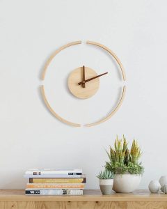 Creative Transparent Suspension Wall Clock - MaviGadget