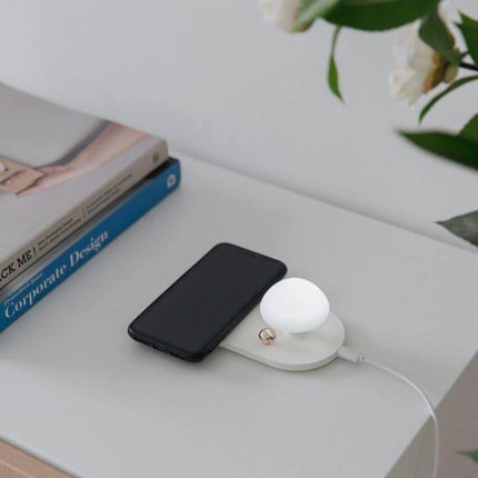 Mushroom USB Wireless Charging Night Light - MaviGadget