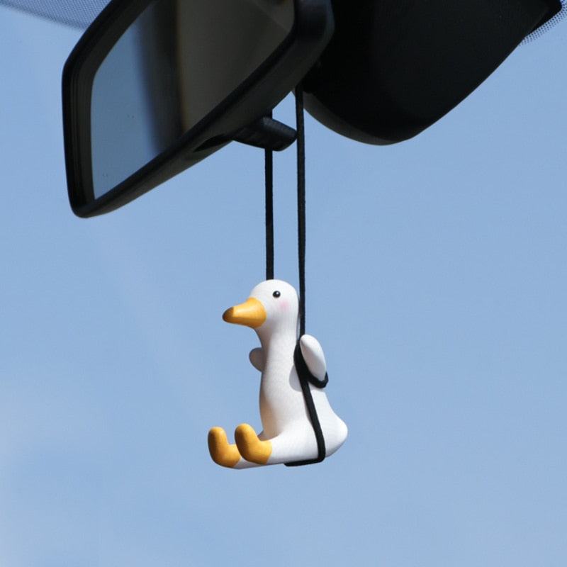 Swinging Duck Car Mirror Ornament – Mavigadget