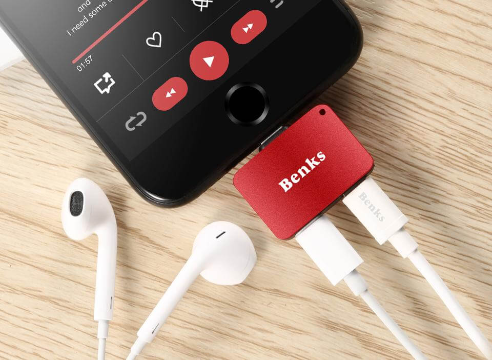 Iphone Lightning Audio Adapter For iPhone - MaviGadget