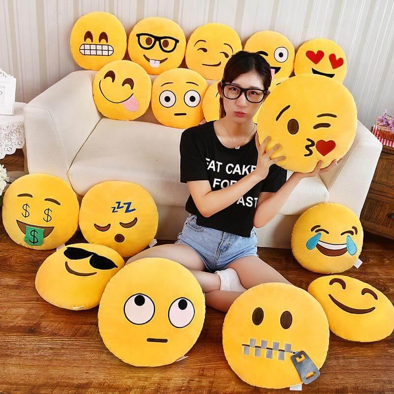 Full Emoji Set Pillows - MaviGadget