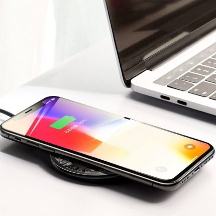 Stylish Transparent Wireless Charging Pad for Wireless Charging Supported Phones - MaviGadget